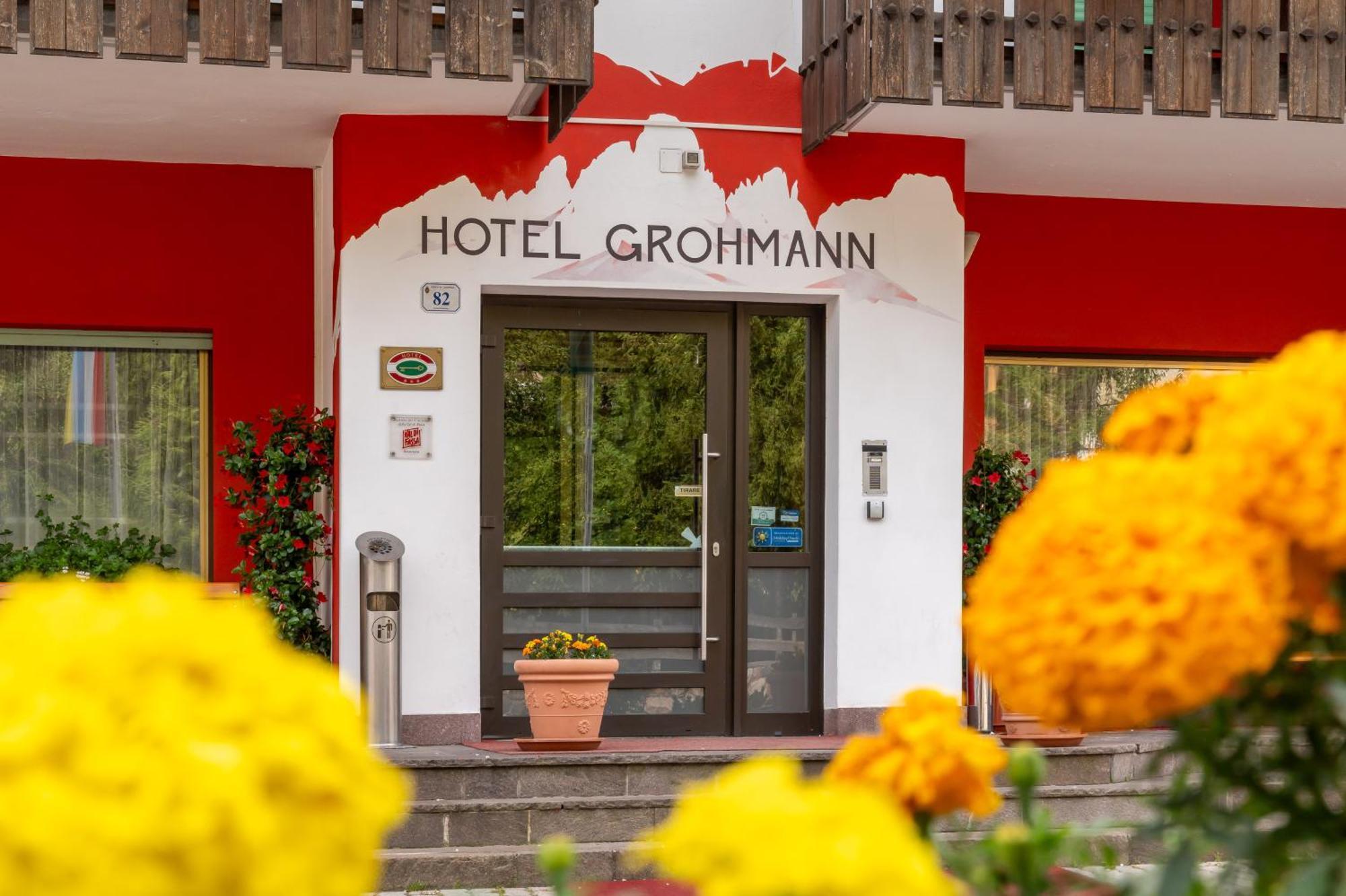 Hotel Grohmann Campitello di Fassa Exterior foto